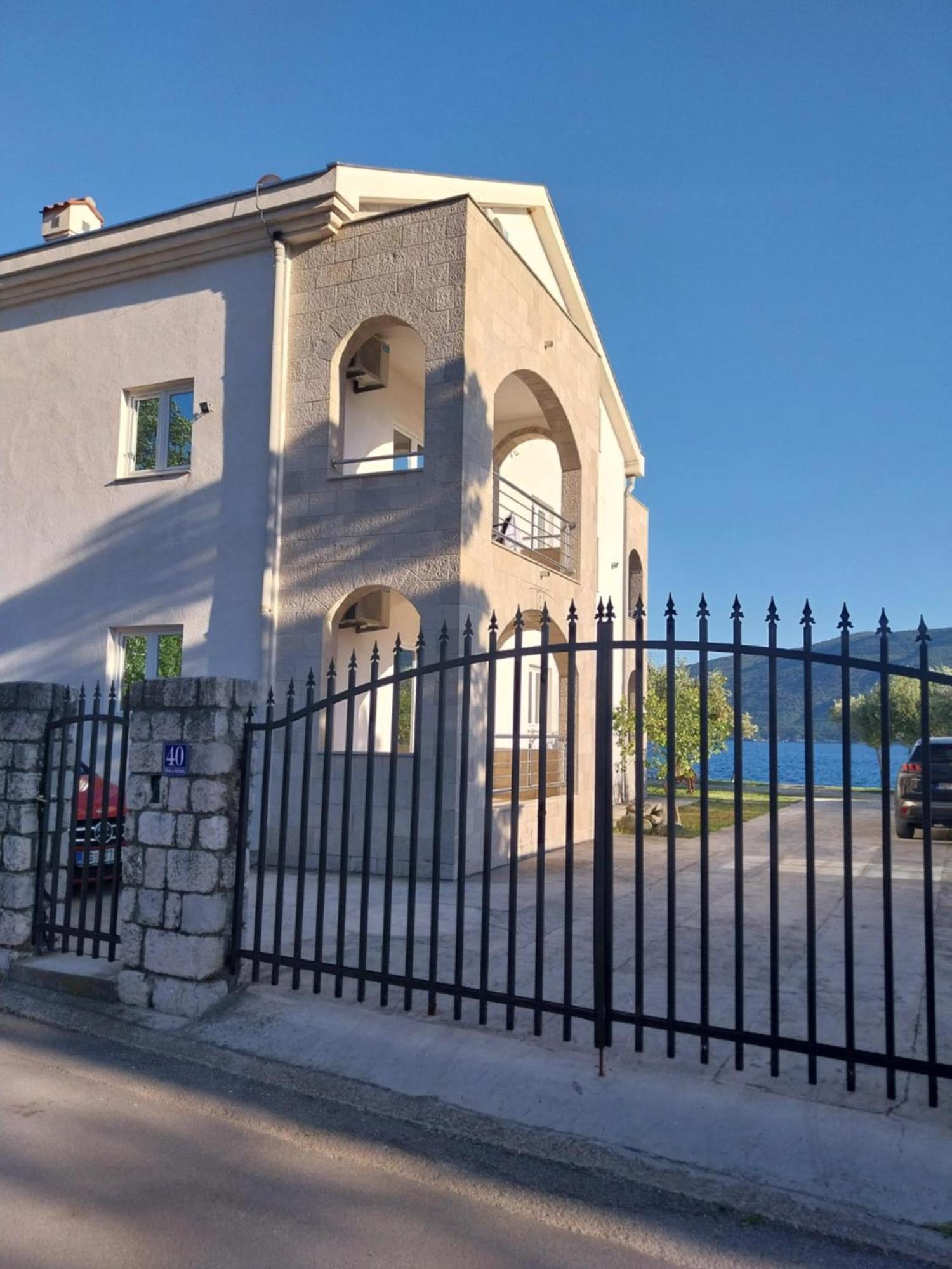 Apartments Villa Danilovic Herceg Novi Ngoại thất bức ảnh